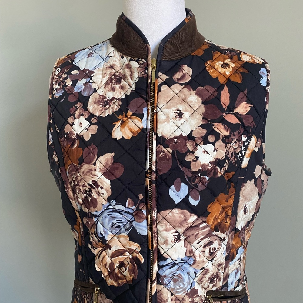Tyler Boe Floral Quilted Vest - Picture 2 of 8